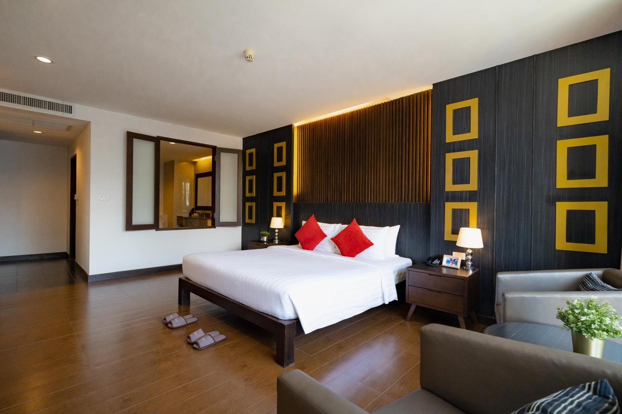Hotel J Паттайя Экстерьер фото