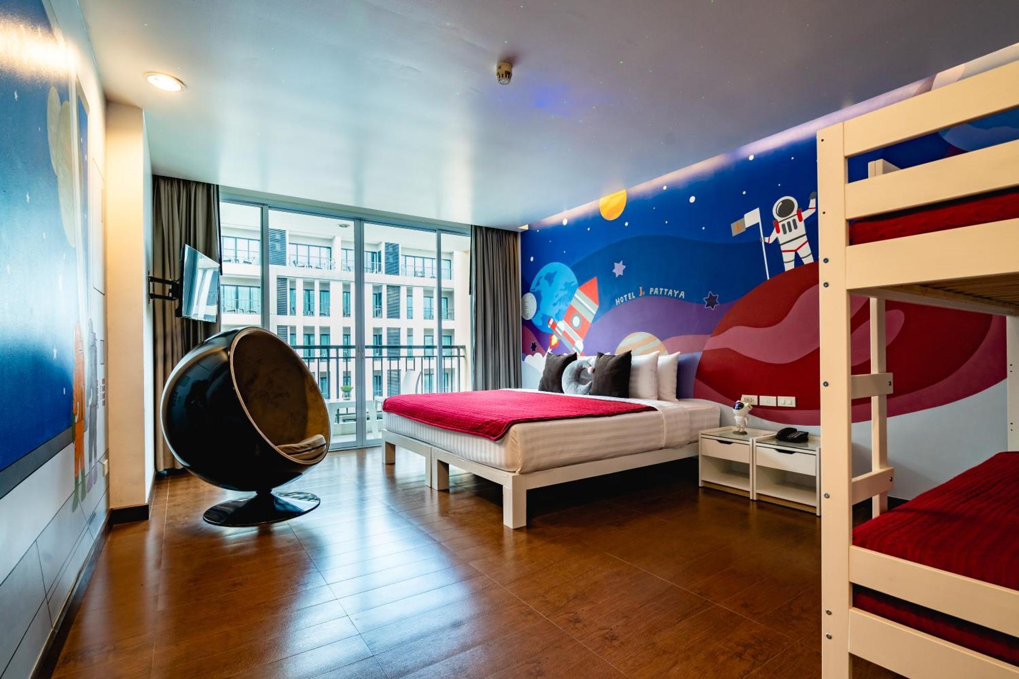 Hotel J Паттайя Экстерьер фото